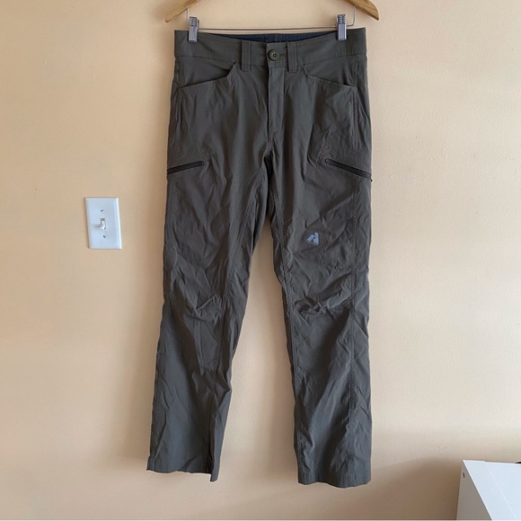 Eddie Bauer Pants Men 30x32 Green Rappel First Ascent Nylon Hiking Pocket FLAW - Picture 2 of 15